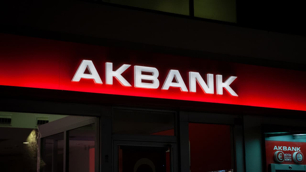 Akbank'tan açıklama: Sistemlerdeki geçici aksaklık giderildi